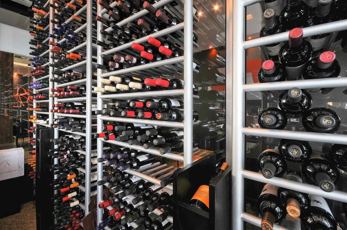 Imagen del bar/restaurante del Hotel Mercure Brasilia Lider. Foto 8