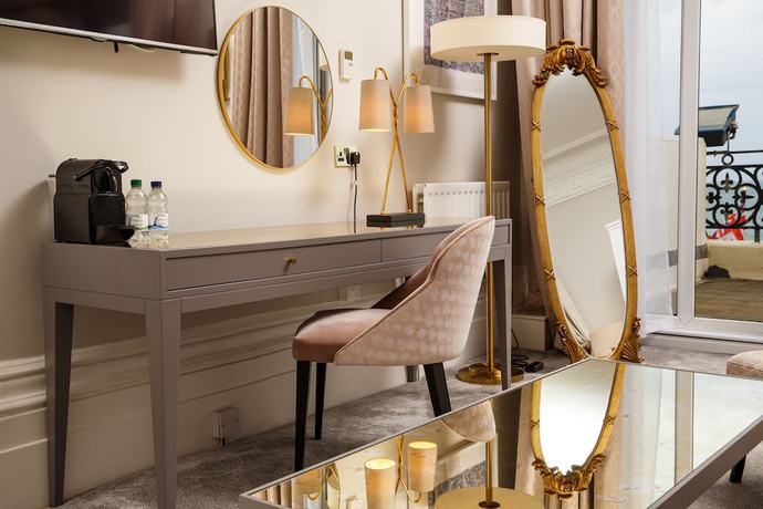 Imagen de la habitación del Hotel Mercure Brighton Seafront. Foto 16