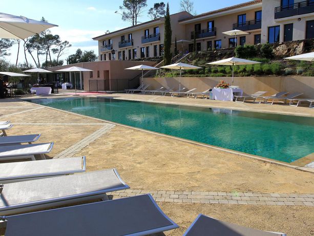 Imagen general del Hotel Mercure Brignoles Golf De Barbaroux. Foto 3