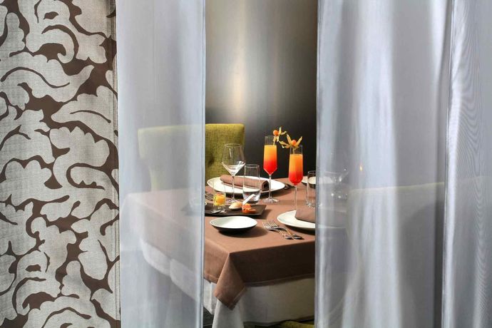 Imagen del bar/restaurante del Hotel Mercure Brignoles Golf De Barbaroux. Foto 4