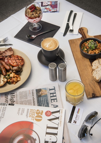 Imagen del bar/restaurante del Hotel Mercure Brisbane Spring Hill. Foto 4