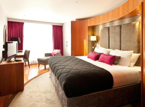 Imagen de la habitación del Hotel Mercure Bristol Brigstow. Foto 6