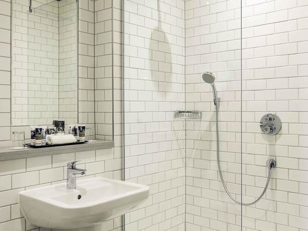 Imagen de la habitación del Hotel Mercure Bristol Grand. Foto 5