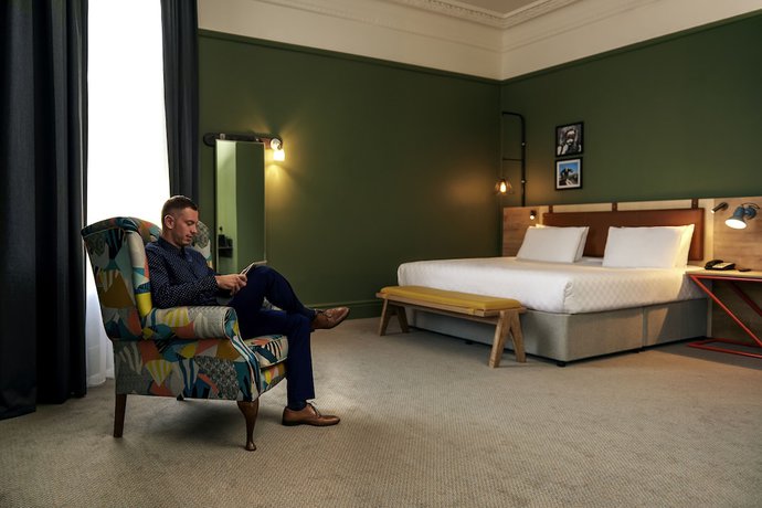 Imagen de la habitación del Hotel Mercure Bristol Grand. Foto 7