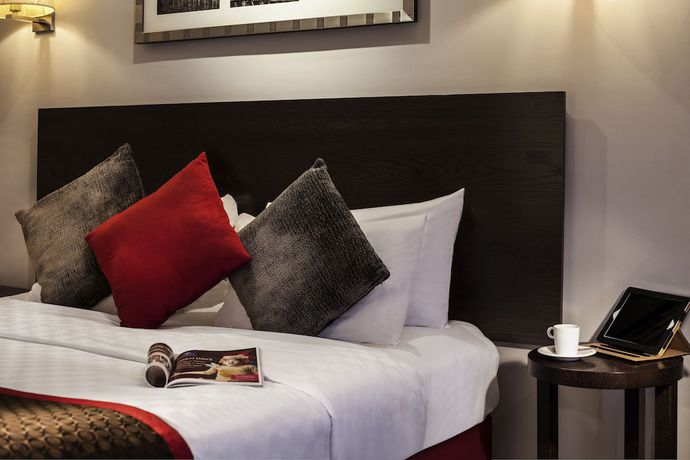 Imagen de la habitación del Hotel Mercure Bristol Grand. Foto 16