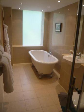 Imagen de la habitación del Hotel Mercure Bristol Holland House. Foto 8