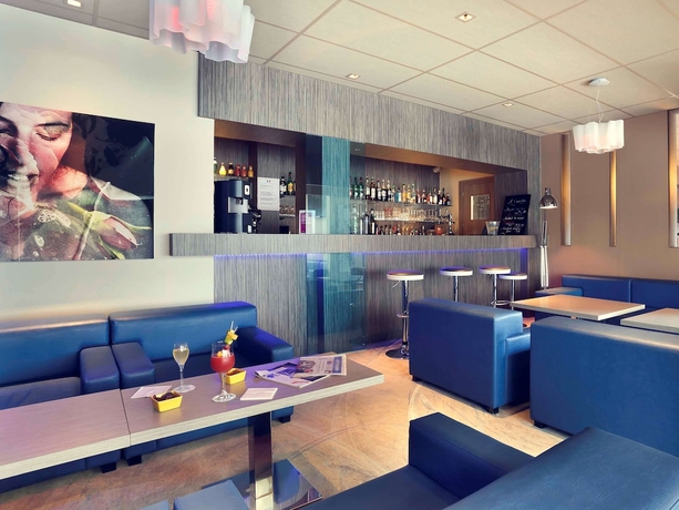 Imagen del bar/restaurante del Hotel Mercure Brive. Foto 7
