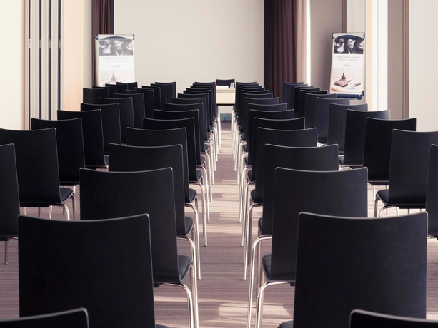 Imagen de los interiores del Hotel Mercure Brussels Airport. Foto 13