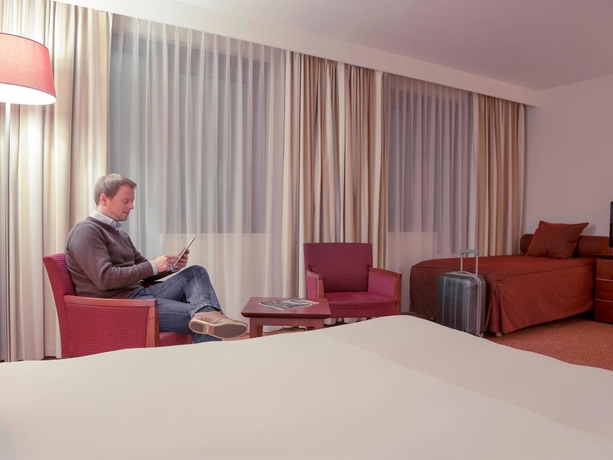 Imagen de los interiores del Hotel Mercure Brussels Airport. Foto 14