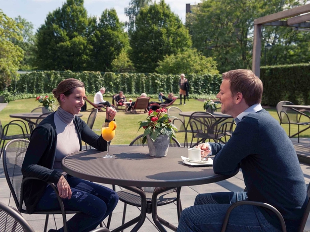 Imagen del bar/restaurante del Hotel Mercure Brussels Airport. Foto 8