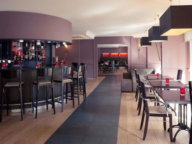 Imagen del bar/restaurante del Hotel Mercure Brussels Airport. Foto 9