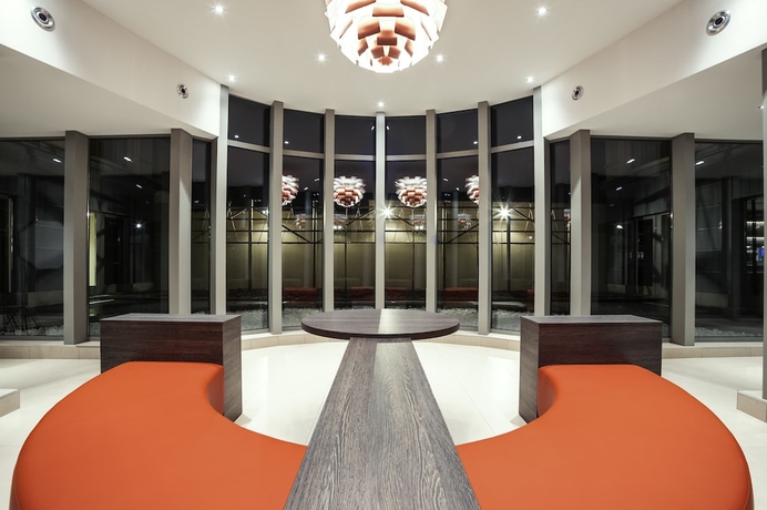 Imagen de los interiores del Hotel Mercure Brussels Centre Midi. Foto 19