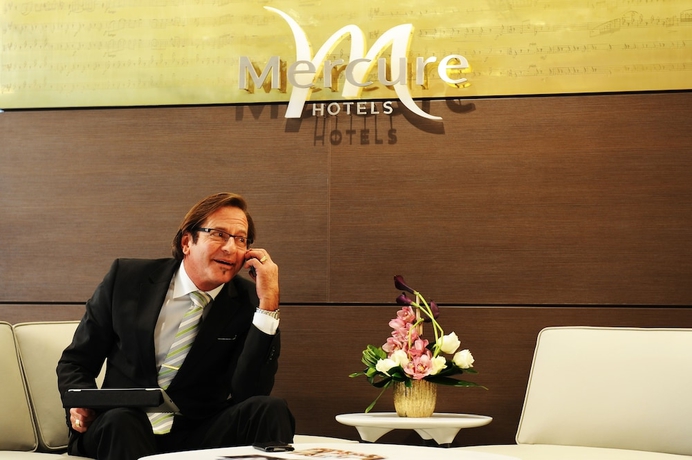 Imagen de los interiores del Hotel Mercure Bucharest City Center. Foto 19