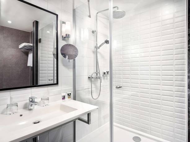 Imagen de la habitación del Hotel Mercure Budapest City Center. Foto 16