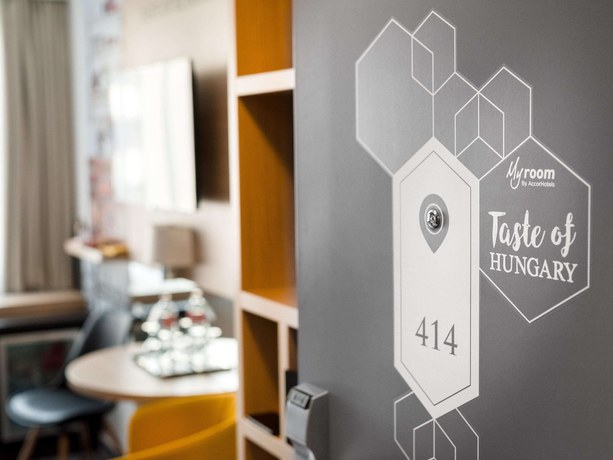 Imagen de la habitación del Hotel Mercure Budapest City Center. Foto 19