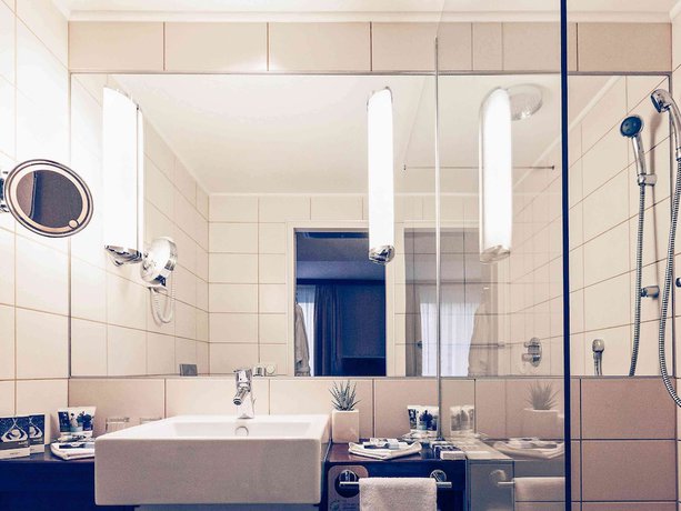 Imagen de la habitación del Hotel Mercure Budapest Korona. Foto 14