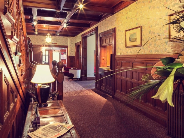 Imagen de los interiores del Hotel Mercure Burton Upon Trent Newton Park. Foto 19