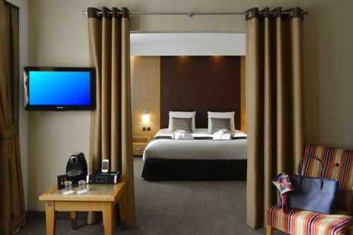 Imagen de la habitación del Hotel Mercure Caen Centre Port De Plaisance. Foto 8