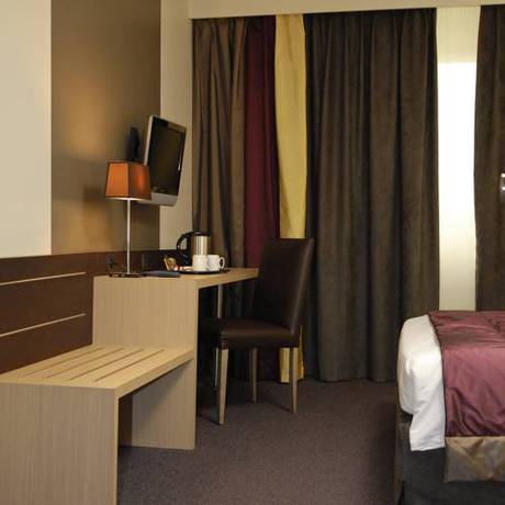 Imagen de la habitación del Hotel Mercure Caen Centre Port De Plaisance. Foto 15