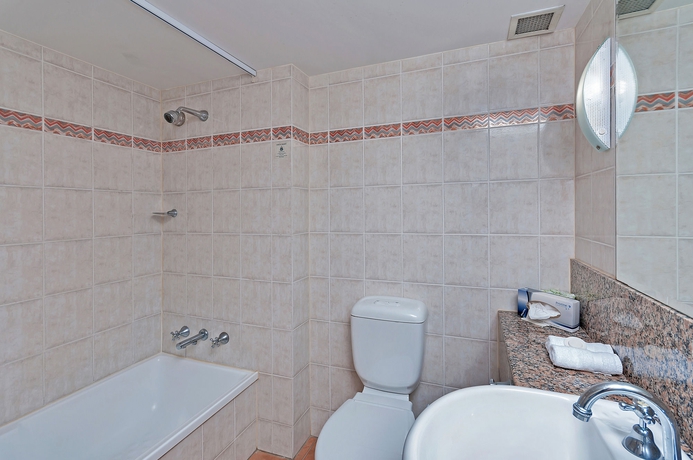 Imagen de la habitación del Hotel Mercure Cairns. Foto 6