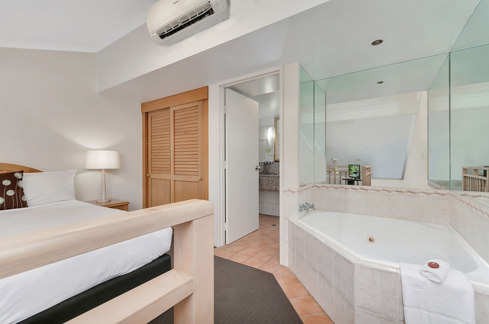 Imagen de la habitación del Hotel Mercure Cairns. Foto 12