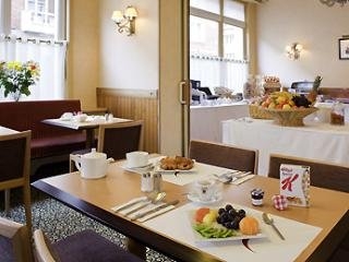 Imagen general del Hotel Mercure Calais Centre. Foto 10