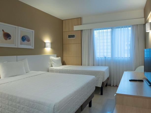Imagen de la habitación del Hotel Mercure Camboriu. Foto 3