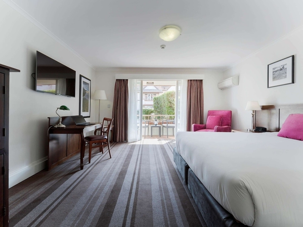 Imagen de la habitación del Hotel Mercure Canberra. Foto 14