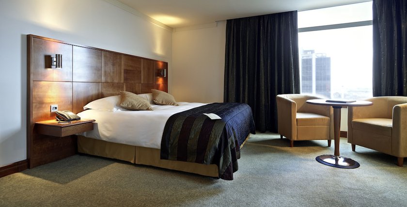 Imagen de la habitación del Hotel Mercure Cardiff Holland House and Spa. Foto 6