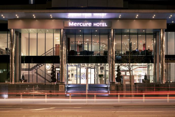 Imagen de los interiores del Hotel Mercure Cardiff Holland House and Spa. Foto 18