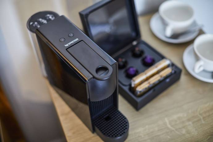 Imagen de los interiores del Hotel Mercure Cardiff North. Foto 18