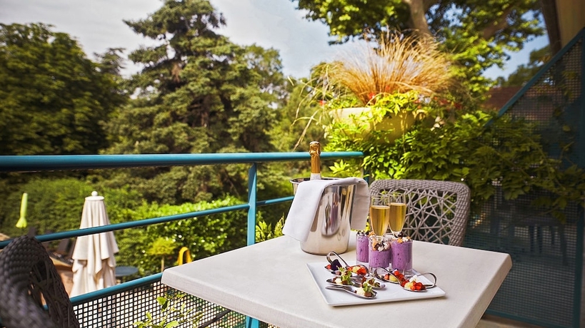 Imagen de la habitación del Hotel Mercure Castres L'occitan. Foto 14