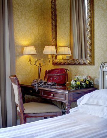 Imagen de la habitación del Hotel Mercure Catania Excelsior. Foto 13