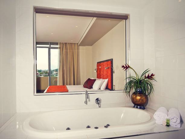 Imagen de la habitación del Hotel Mercure Centro Port Macquarie. Foto 17