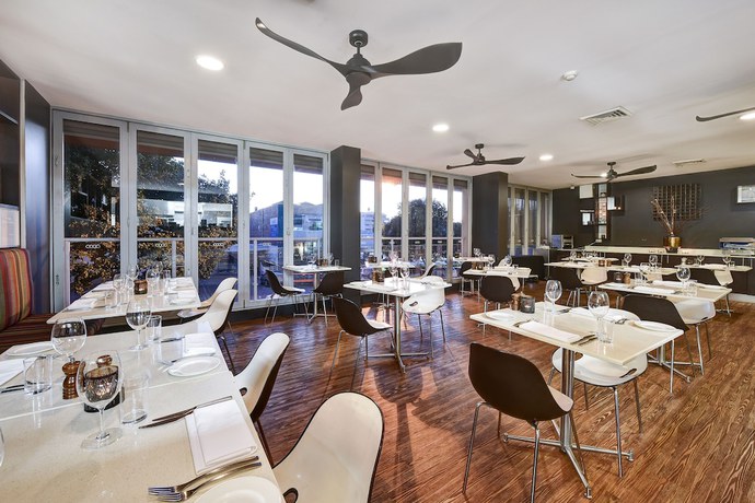 Imagen del bar/restaurante del Hotel Mercure Centro Port Macquarie. Foto 3
