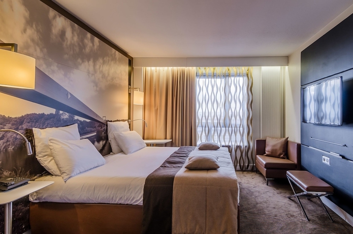 Imagen de la habitación del Hotel Mercure Cergy Pontoise Centre. Foto 8