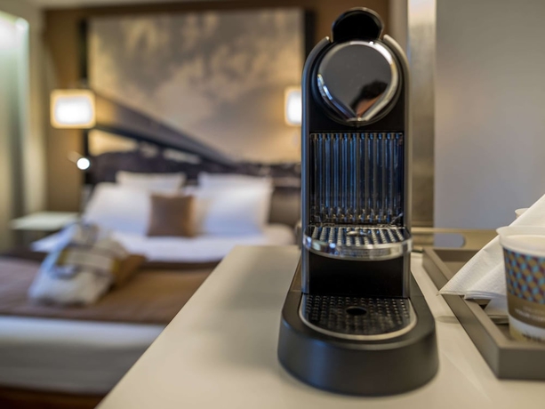 Imagen de la habitación del Hotel Mercure Cergy Pontoise Centre. Foto 14