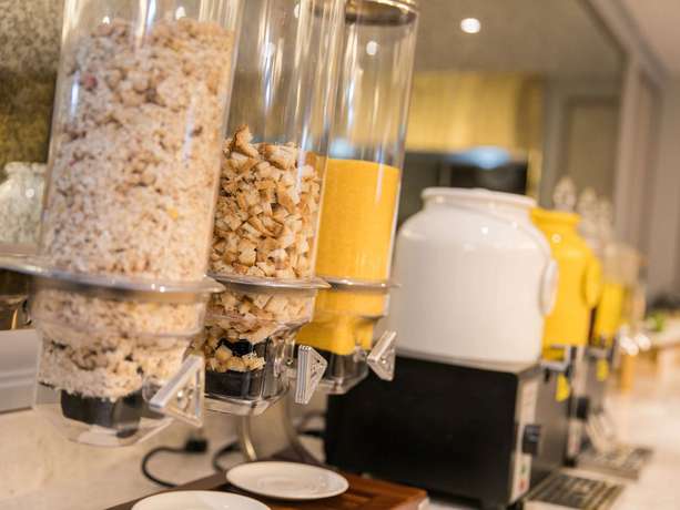 Imagen del bar/restaurante del Hotel Mercure Changchun Hengxing. Foto 6