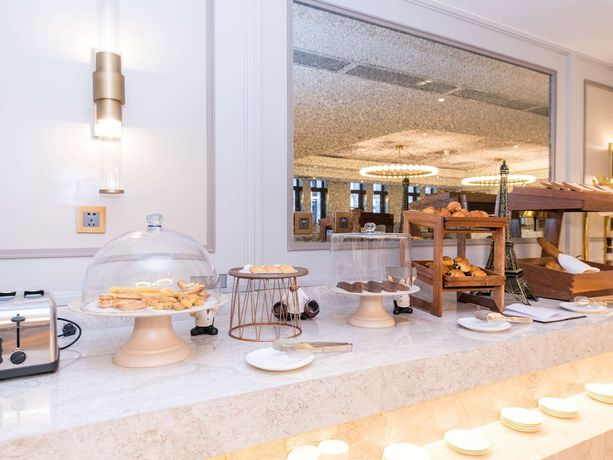Imagen del bar/restaurante del Hotel Mercure Changchun Hengxing. Foto 8