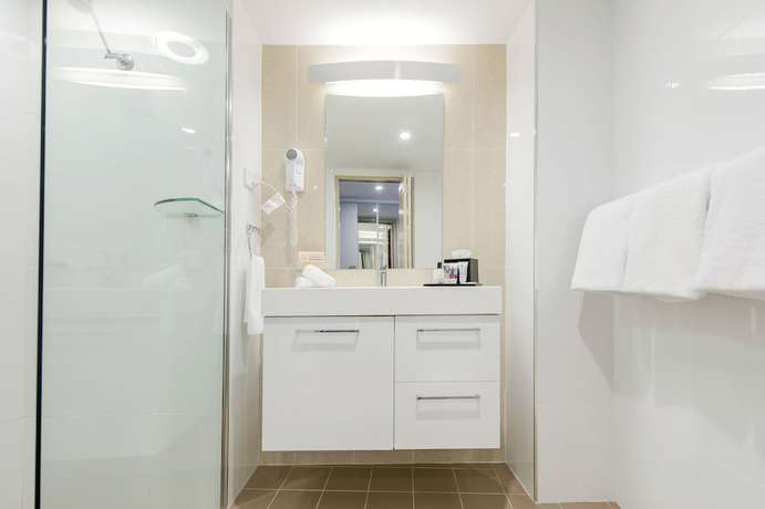 Imagen de la habitación del Hotel Mercure Charlestown. Foto 18