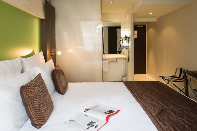 Imagen de la habitación del Hotel Mercure Chartres Centre Cathédrale. Foto 14