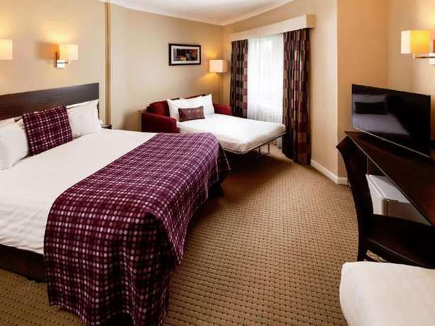 Imagen de la habitación del Hotel Mercure Chester Abbots Well. Foto 9