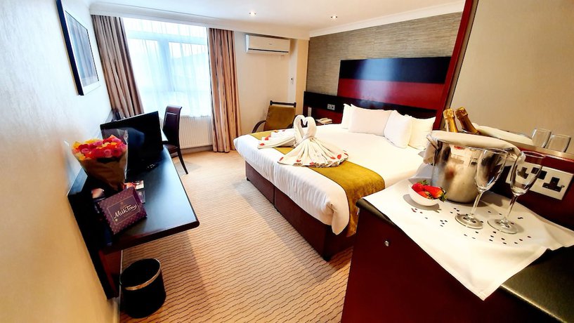 Imagen de la habitación del Hotel Mercure Chester Abbots Well. Foto 11