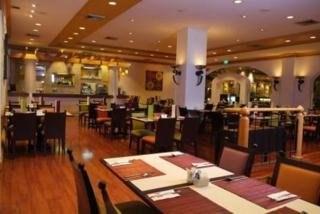 Imagen del bar/restaurante del Hotel Mercure Chonburi. Foto 2