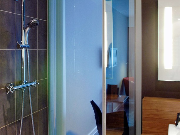 Imagen de la habitación del Hotel Mercure City Den Haag Central. Foto 4