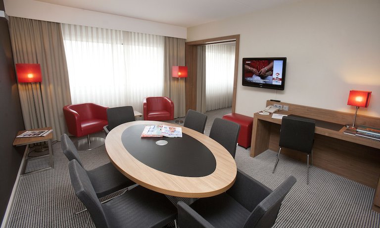 Imagen de la habitación del Hotel Mercure City Den Haag Central. Foto 15