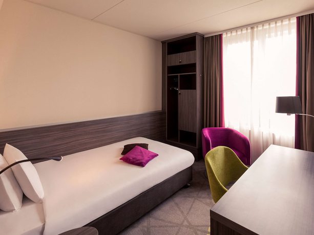 Imagen de la habitación del Hotel Mercure City Groningen Martiniplaza. Foto 17