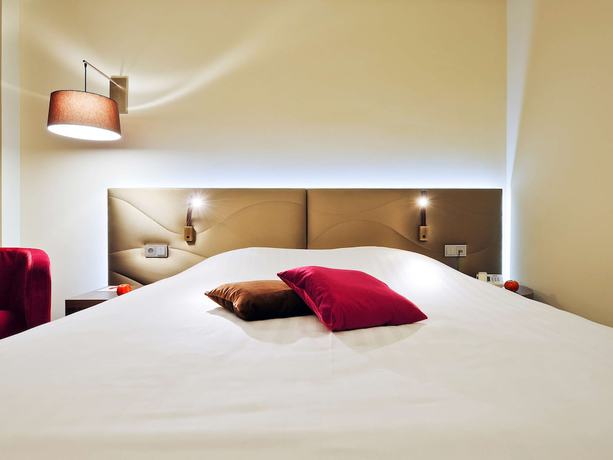 Imagen de la habitación del Hotel Mercure City Groningen Martiniplaza. Foto 18