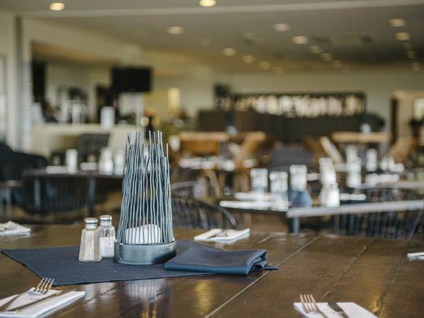 Imagen del bar/restaurante del Hotel Mercure Clear Mountain Lodge. Foto 3