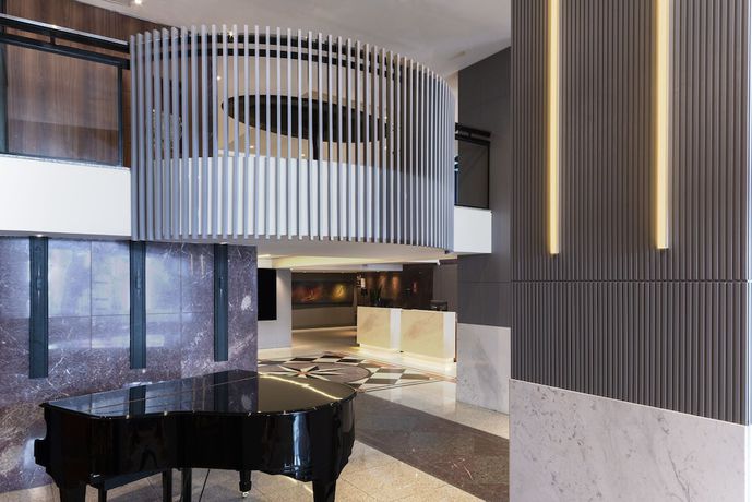 Imagen de los interiores del Hotel Mercure Curitiba Batel. Foto 19
